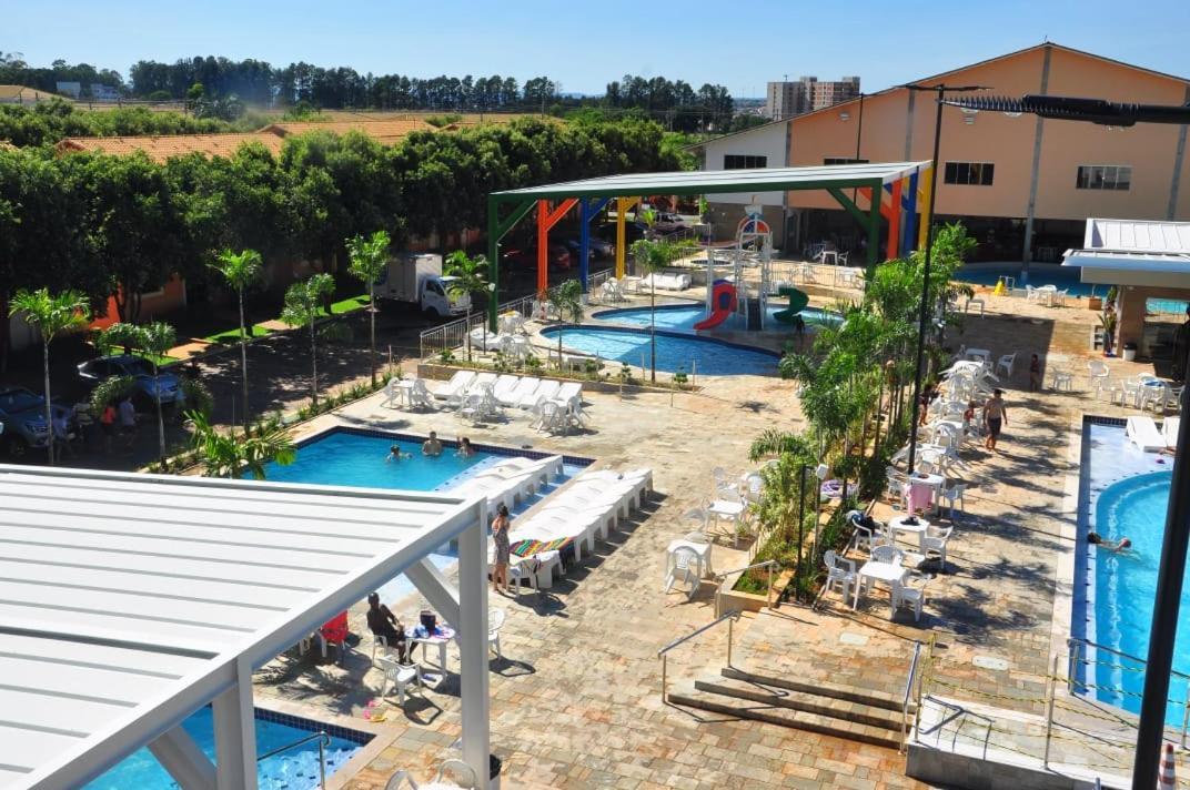 Cd Diroma Fiori Apartamento Caldas Novas Exterior foto